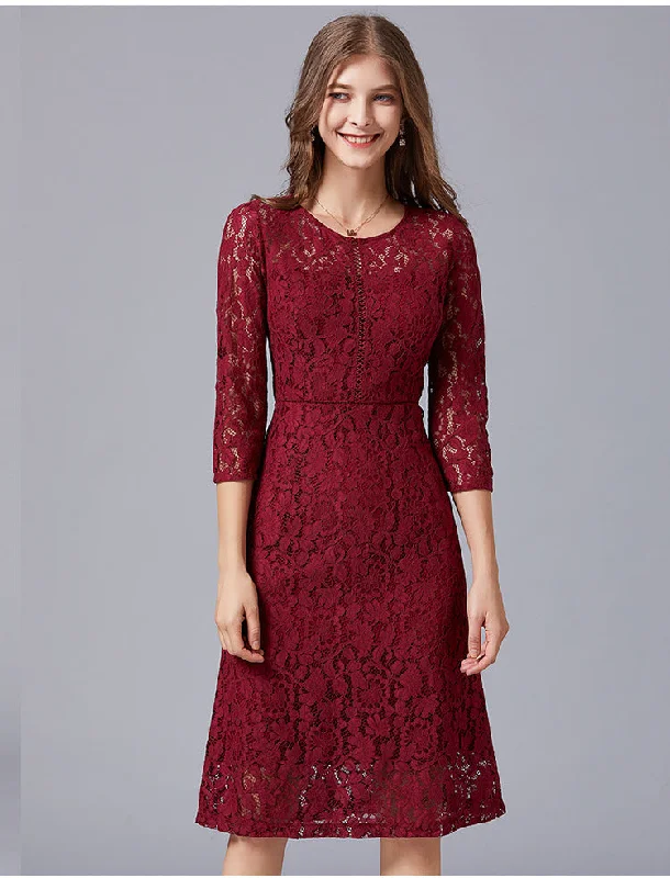 Plus Size Red Lace A Line Formal Dress