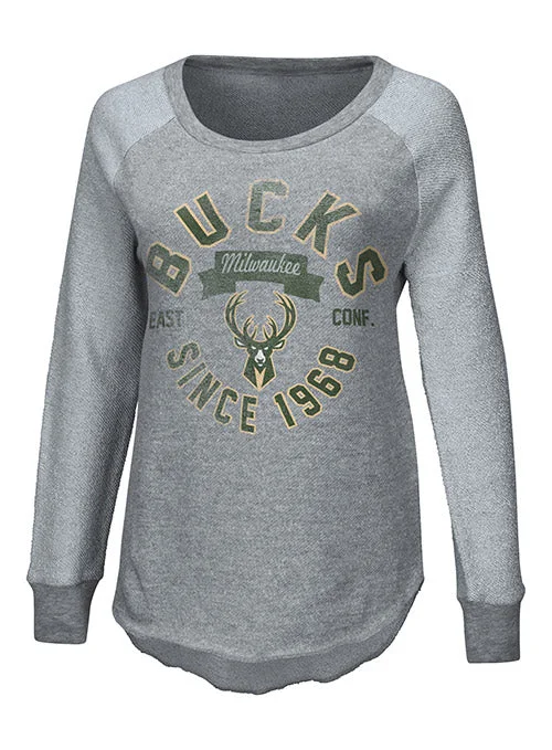 Women's Touch Gridiron Distressed Milwaukee Bucks Crewneck Sweatshirt