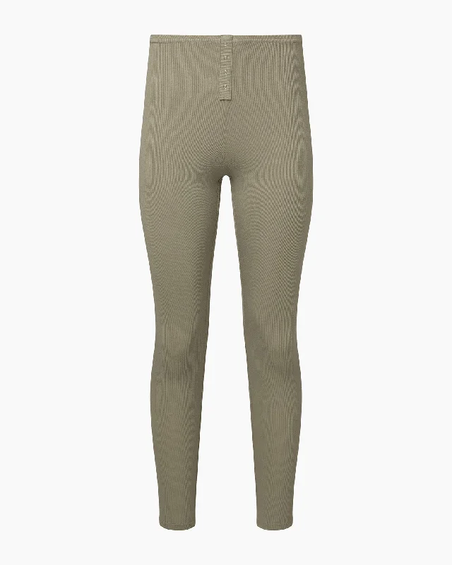 IVL Collective | Rib Snap Front Legging | Soft Sage