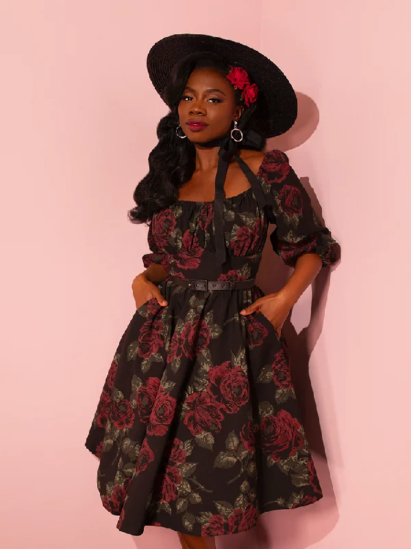 Vacation Dress in Vintage Black Roses - Vixen by Micheline Pitt