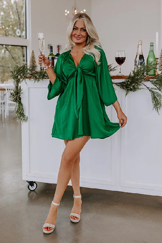 Sweetest Secret Front Tie Dress In Hunter Green