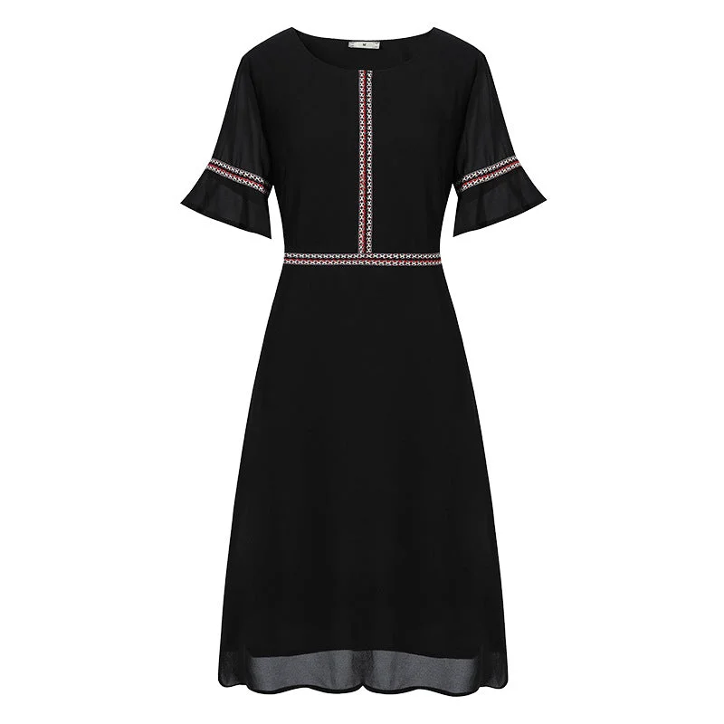 Plus Size Black Tassel Short Sleeve Dress