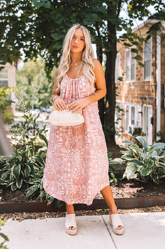 Bayside Stroll Midi In Blush